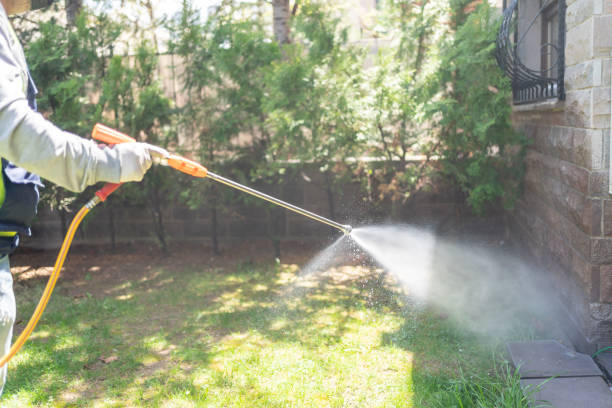 Best Pest Removal Services  in Scott City, KS